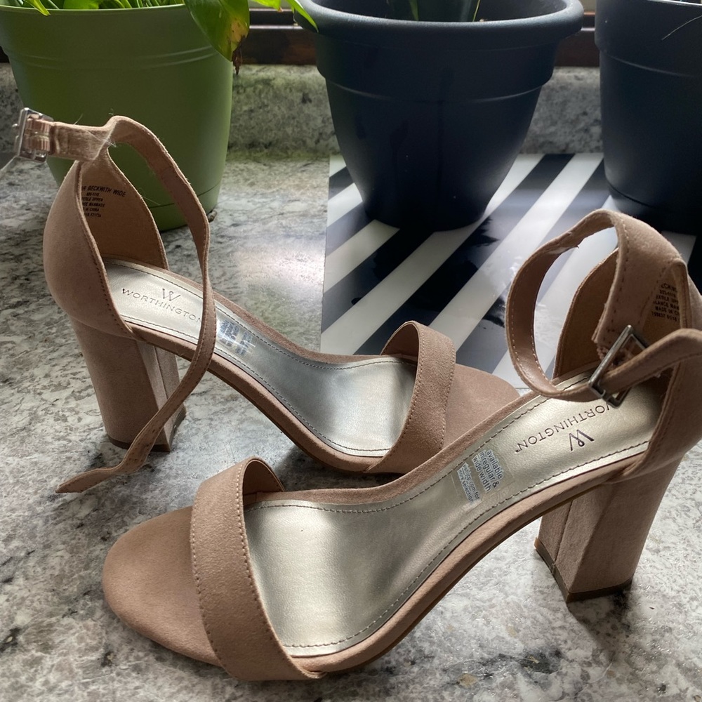 Nude heels